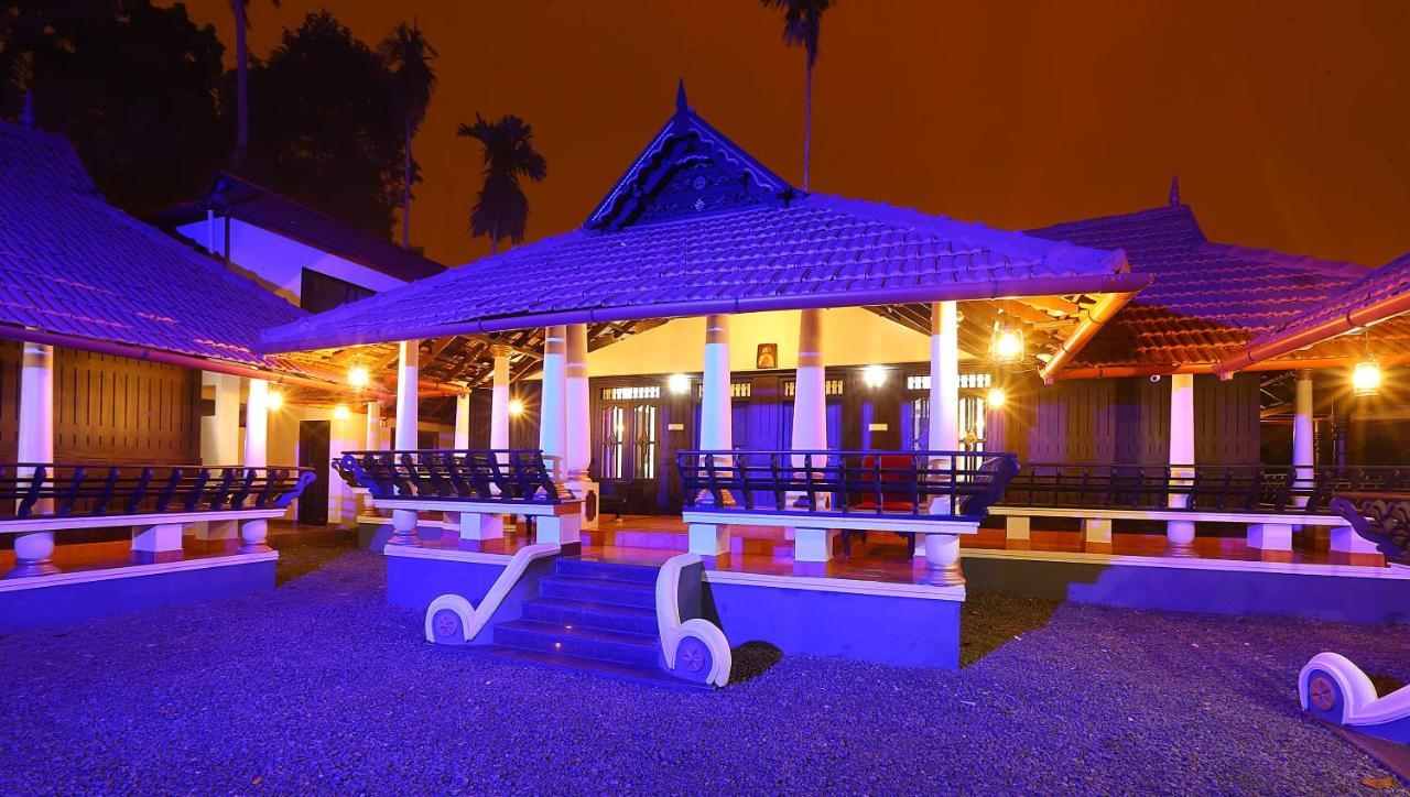 Palmy Lake Resort Alappuzha Exterior photo